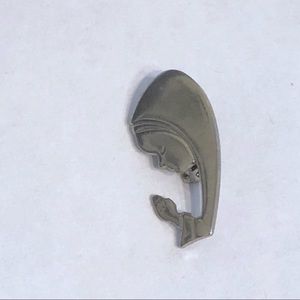 Praying Virgin Mary Pin